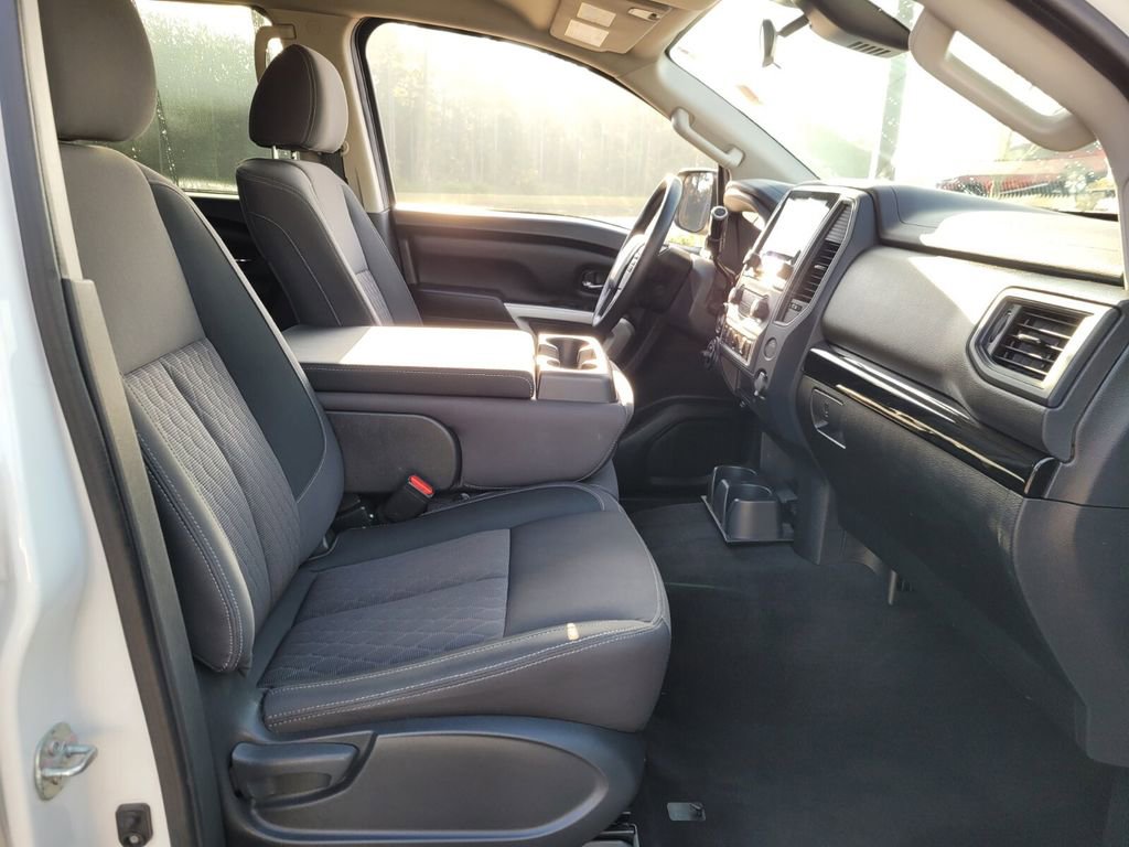Used 2024 Nissan Titan SV w/ Accessory Utility Package AWD/4WD image 14