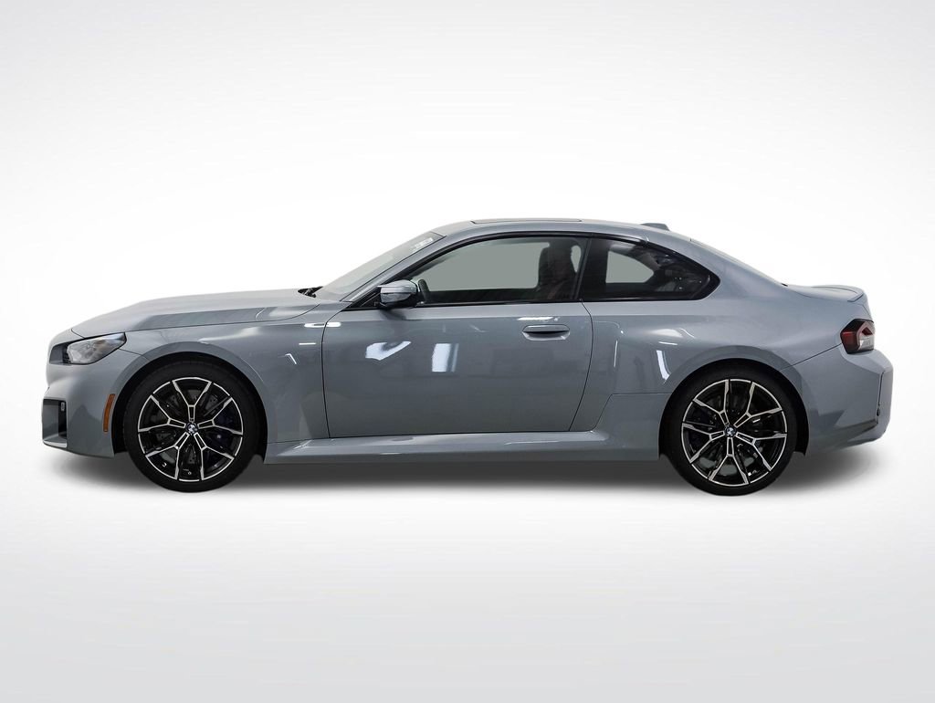New 2026 BMW M2 w/ Lighting Package RWD image 2