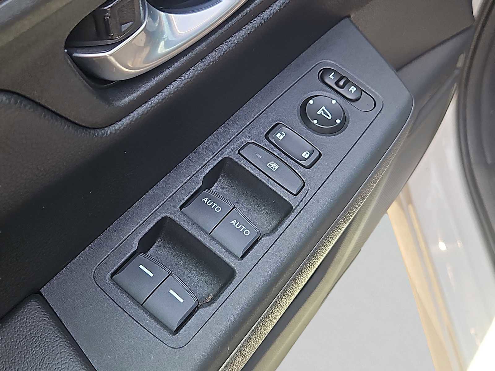 Certified 2024 Honda CR-V Sport image 25