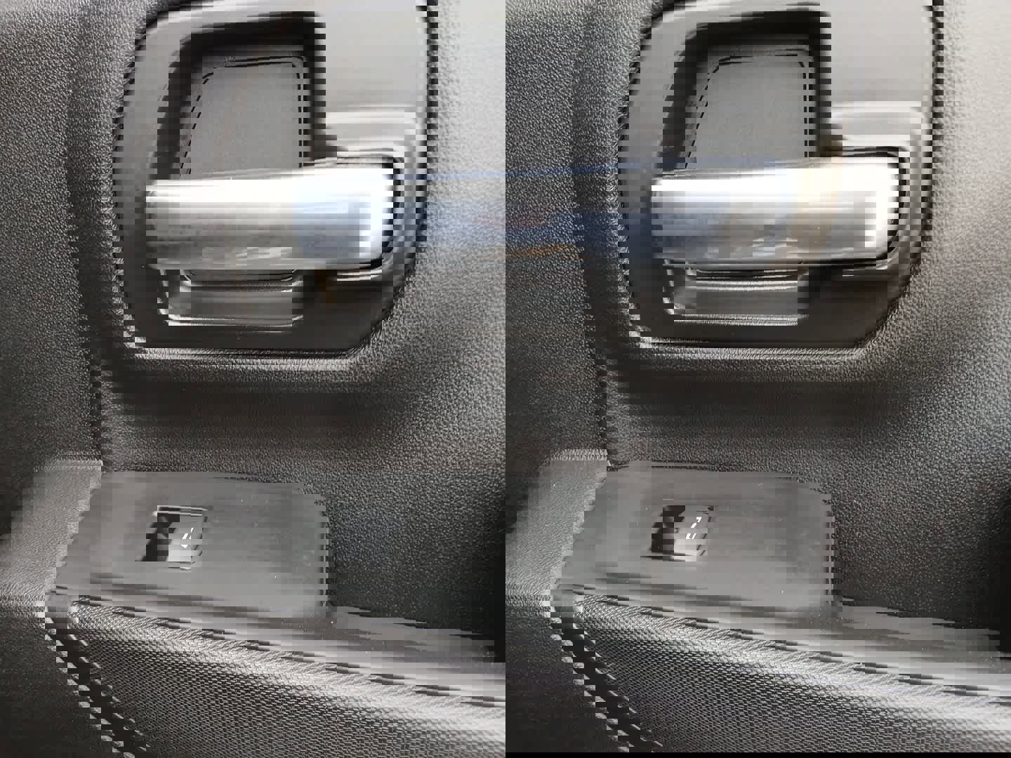 Used 2024 Chevrolet Silverado 2500 Custom w/ Custom Convenience Package image 72