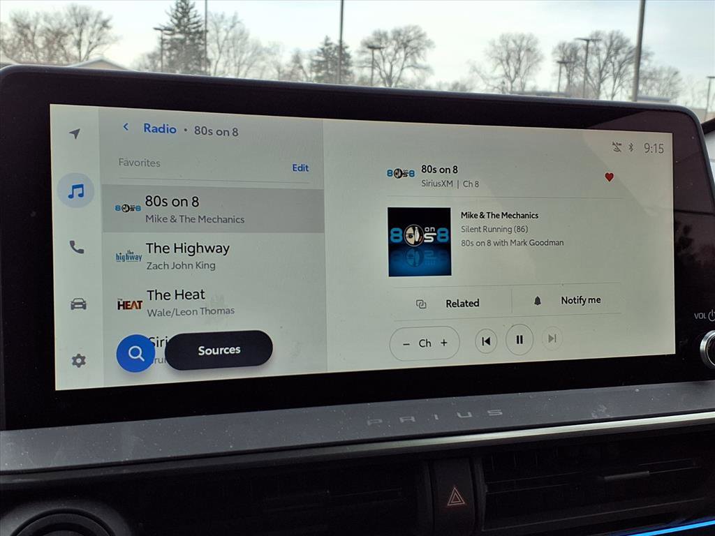 Used 2024 Toyota Prius XLE image 7