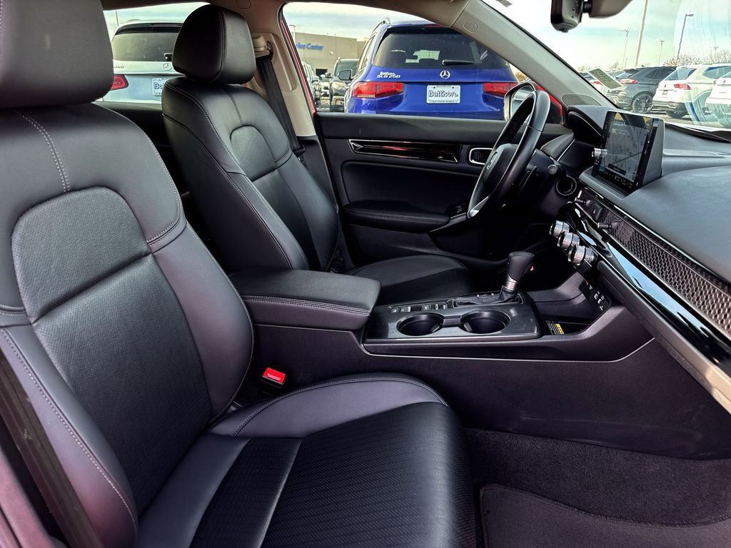 Used 2024 Honda Civic Touring image 25