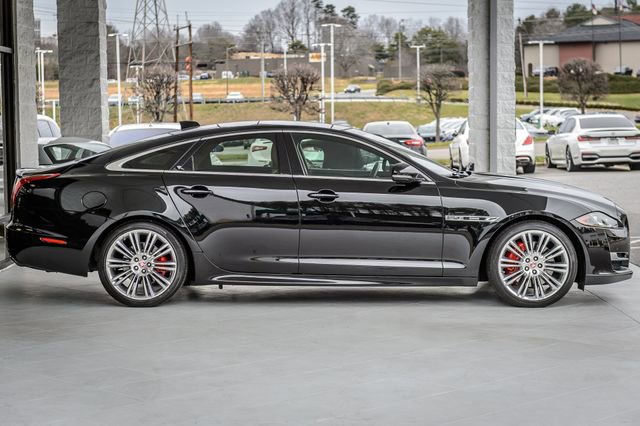 Used 2017 Jaguar XJ R-Sport image 58