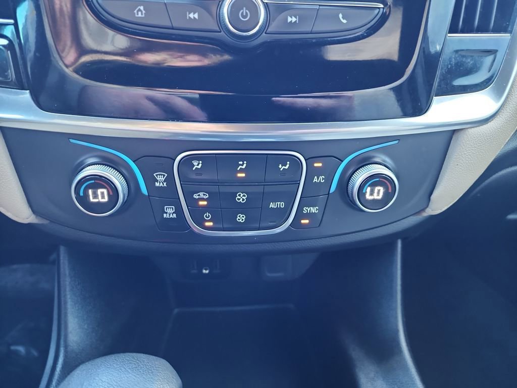 Certified 2023 Chevrolet Traverse LS w/ Safety Package image 27