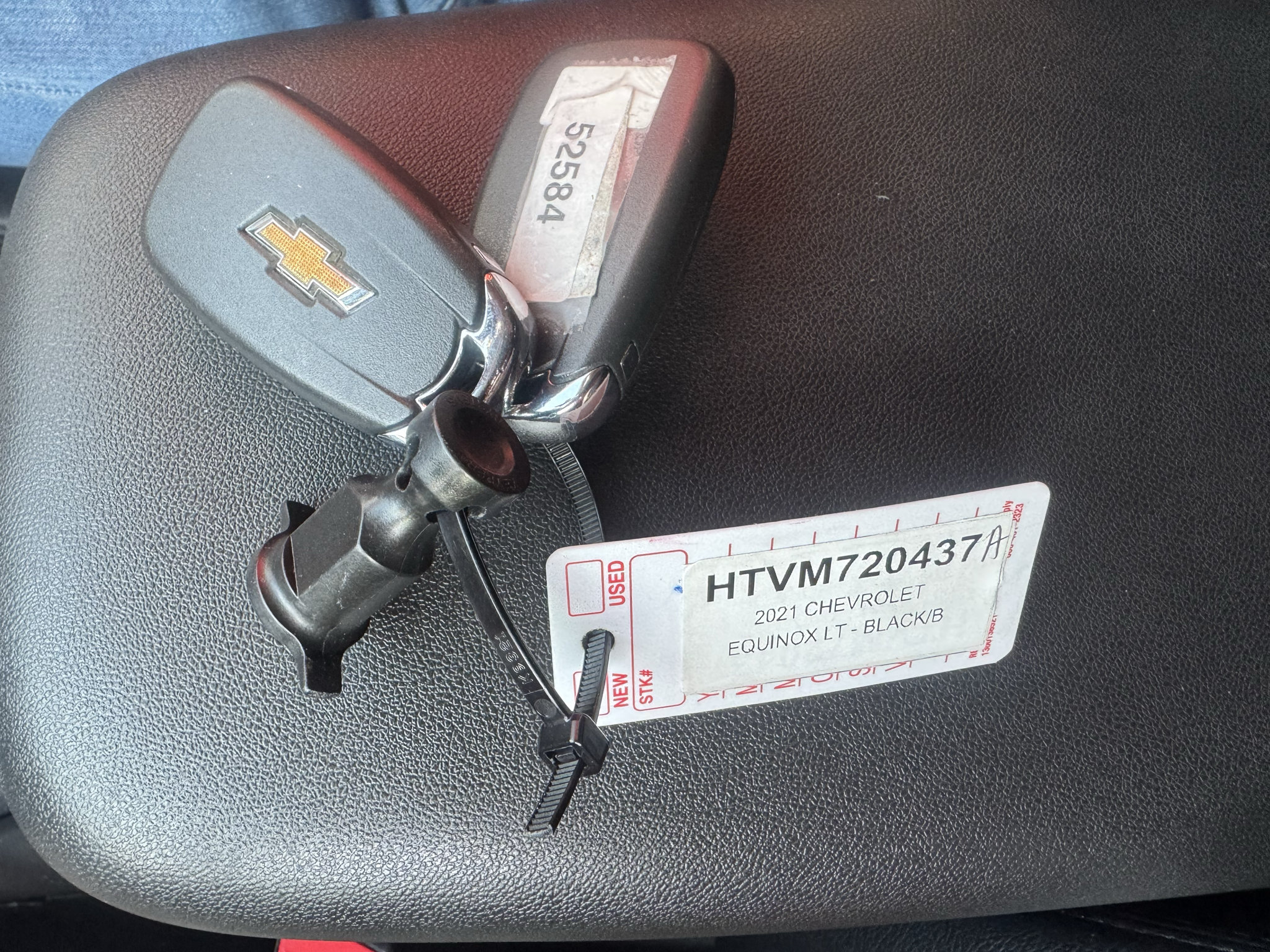 Used 2021 Chevrolet Equinox LT FWD image 31