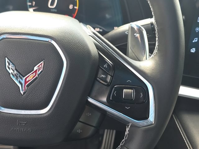 Used 2024 Chevrolet Corvette Stingray Coupe RWD image 18
