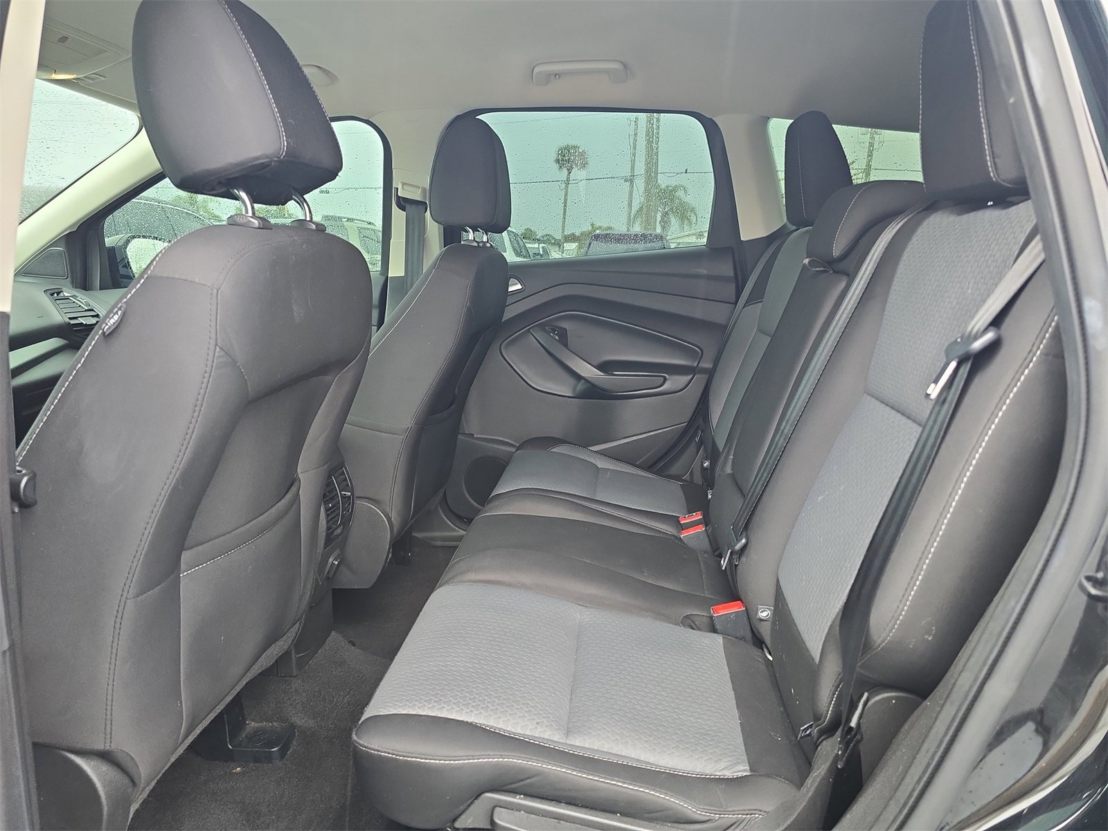 Used 2017 Ford Escape SE image 13
