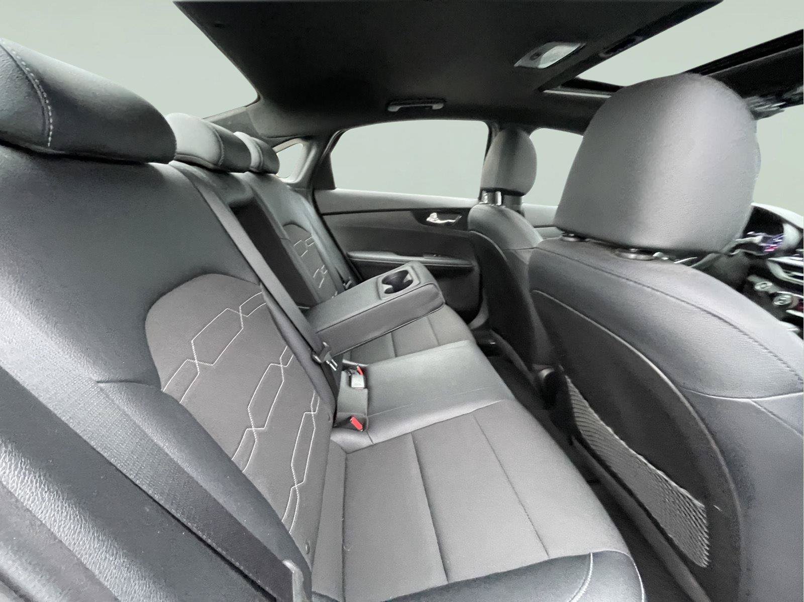 Used 2023 Kia Forte GT-Line w/ GT-Line Premium Package FWD image 21
