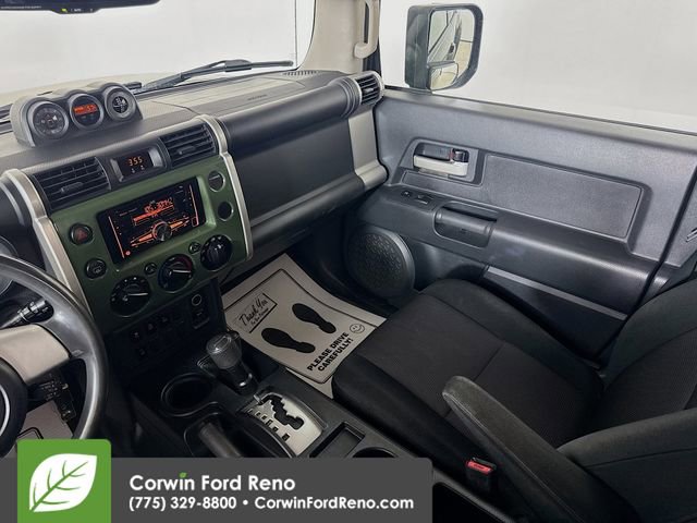 Used 2010 Toyota FJ Cruiser 4WD image 21