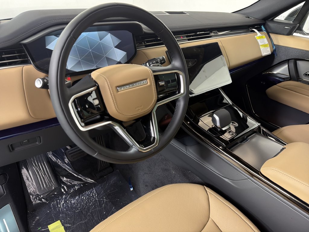 New 2027 Land Rover Range Rover Sport SE AWD/4WD image 4