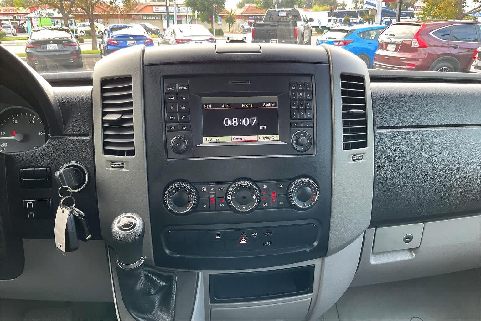 Used 2018 Mercedes-Benz Sprinter 2500 image 31