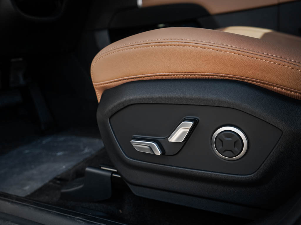 New 2026 Hyundai Santa Fe Limited AWD/4WD image 19