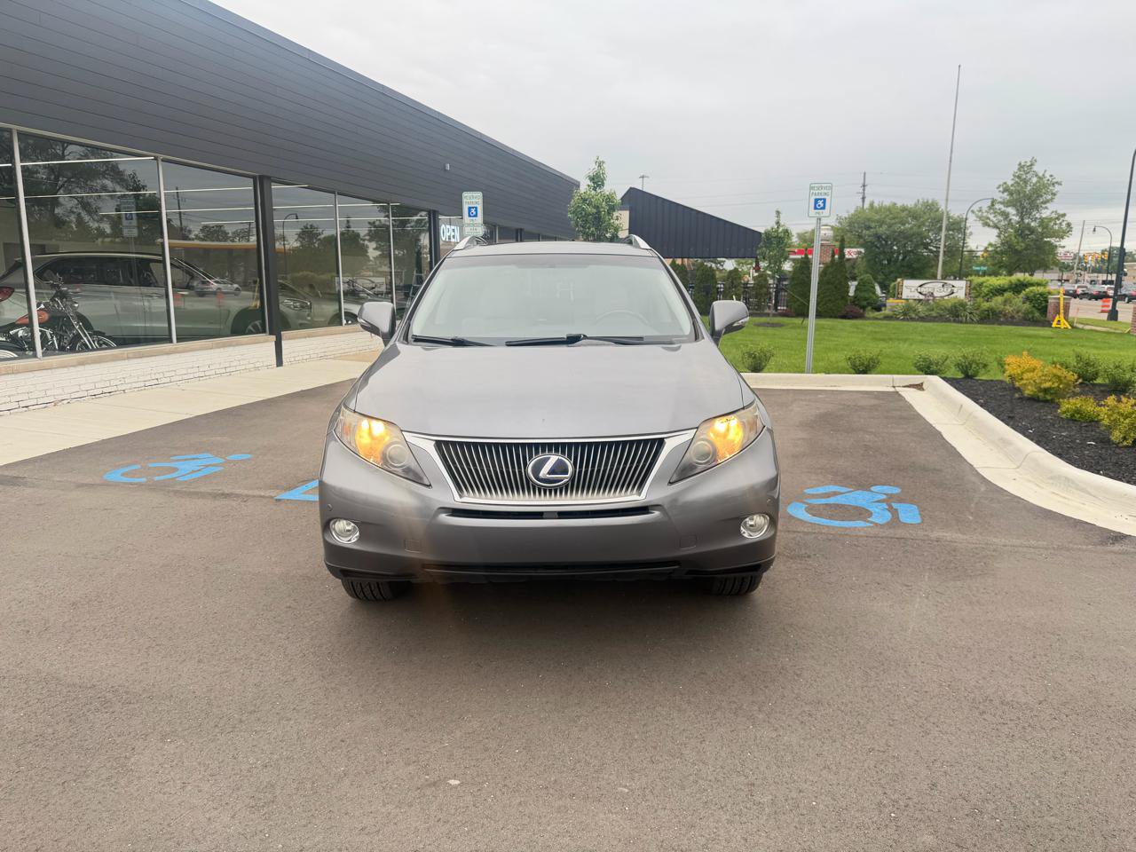 Used 2012 Lexus RX 450h AWD w/ Premium Pkg image 2