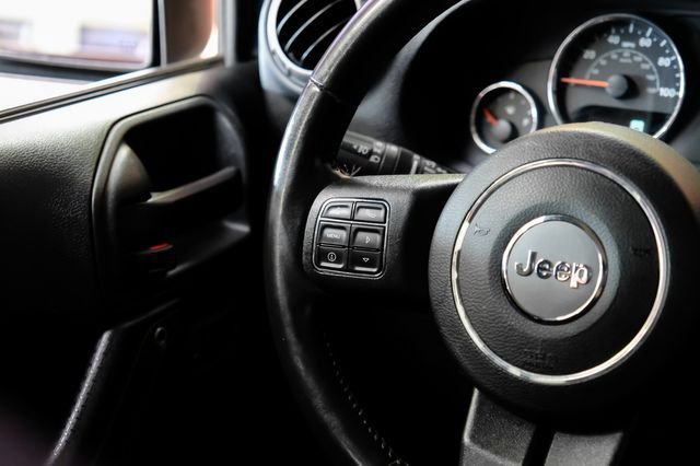Used 2017 Jeep Wrangler Unlimited Sport AWD/4WD image 16