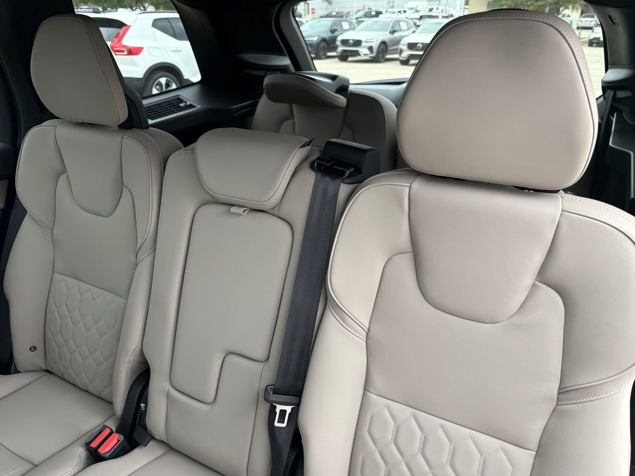 New 2026 Volvo XC90 B6 Core w/ Protection Package Premier image 24