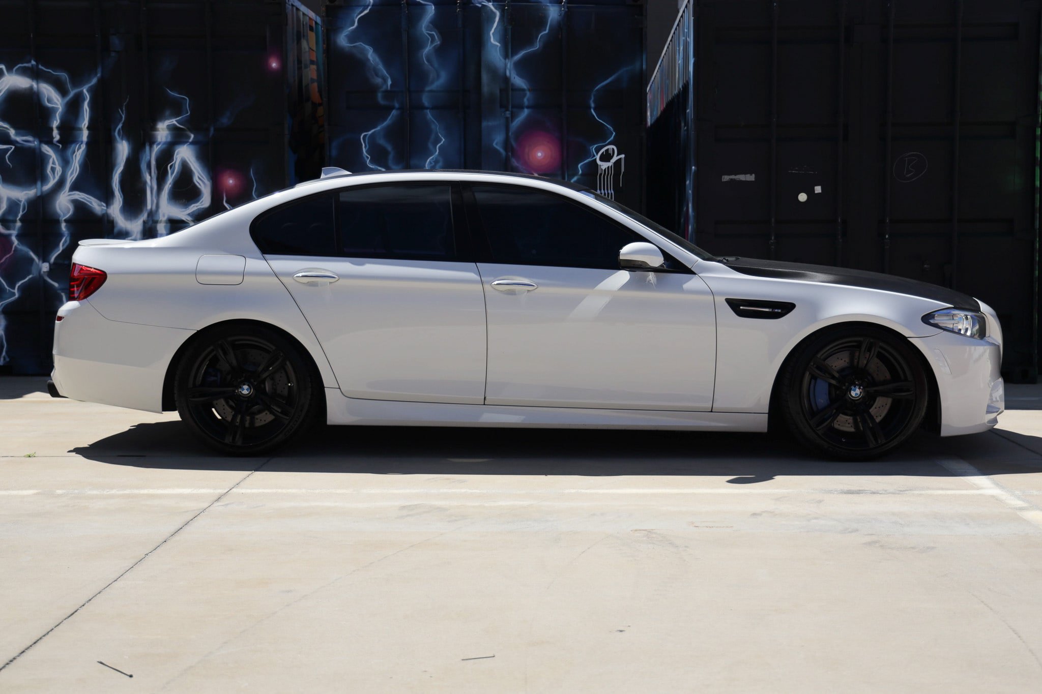 Used 2016 BMW M5 RWD image 16