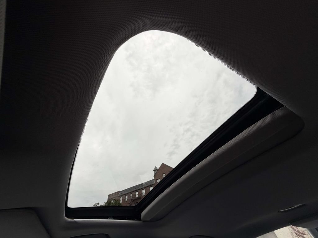 Used 2019 Acura ILX w/ Premium Package FWD image 25