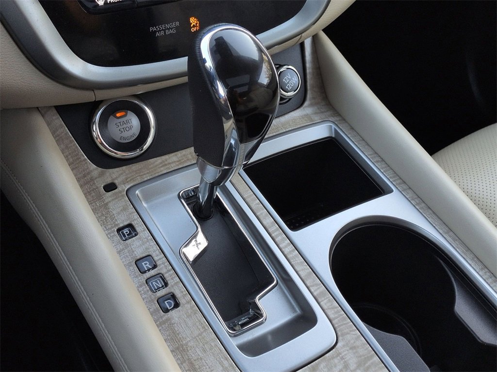 Used 2024 Nissan Murano SL image 11