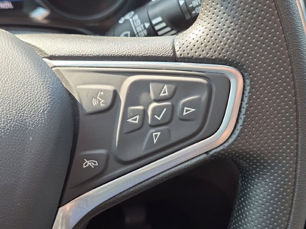 Used 2023 Chevrolet Equinox LT FWD image 19
