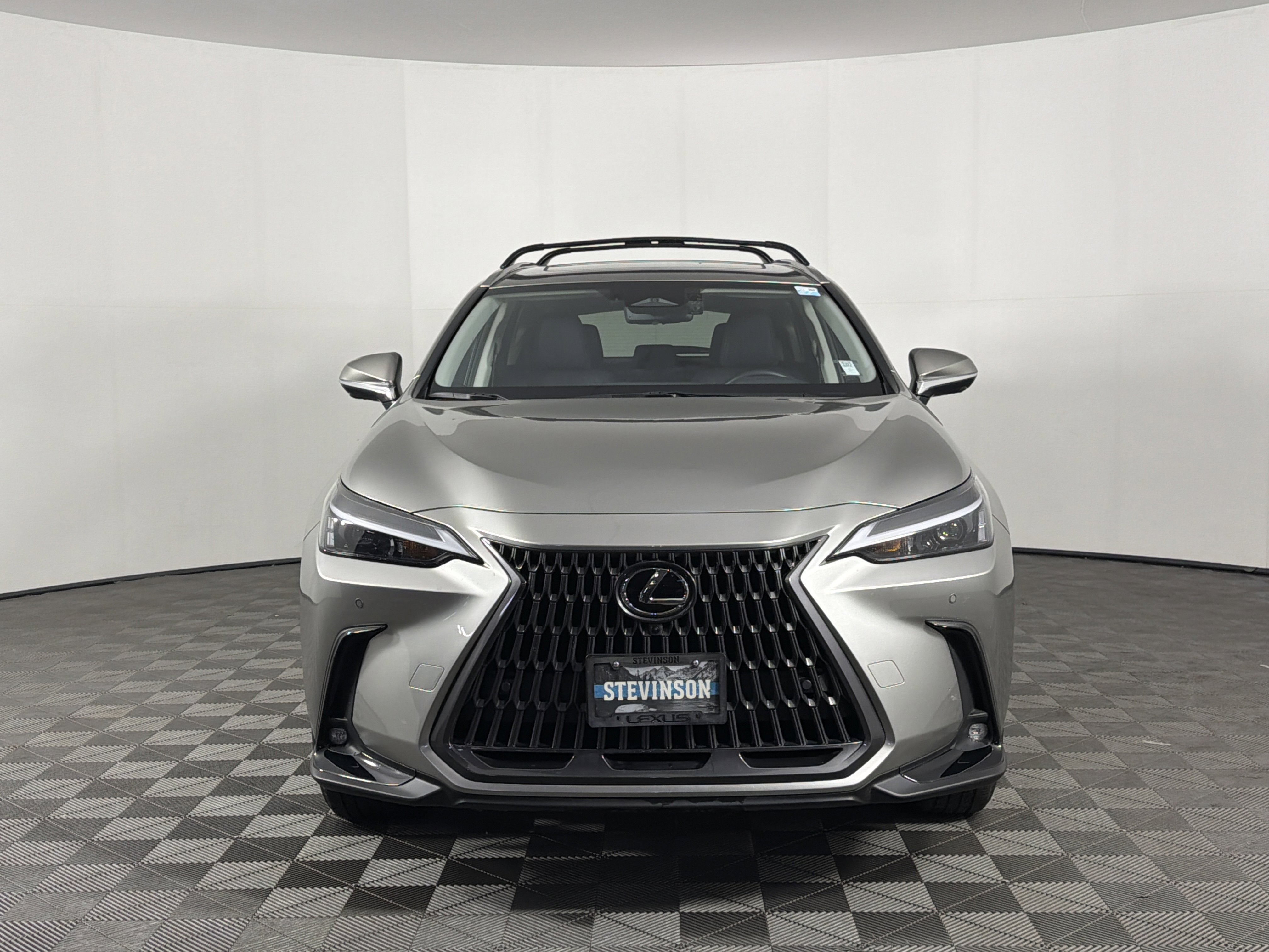 Used 2025 Lexus NX 350h AWD w/ Accessory Package (2T) image 2