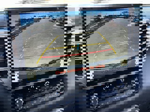 Used 2025 Toyota Tundra Limited w/ Power Package image 19