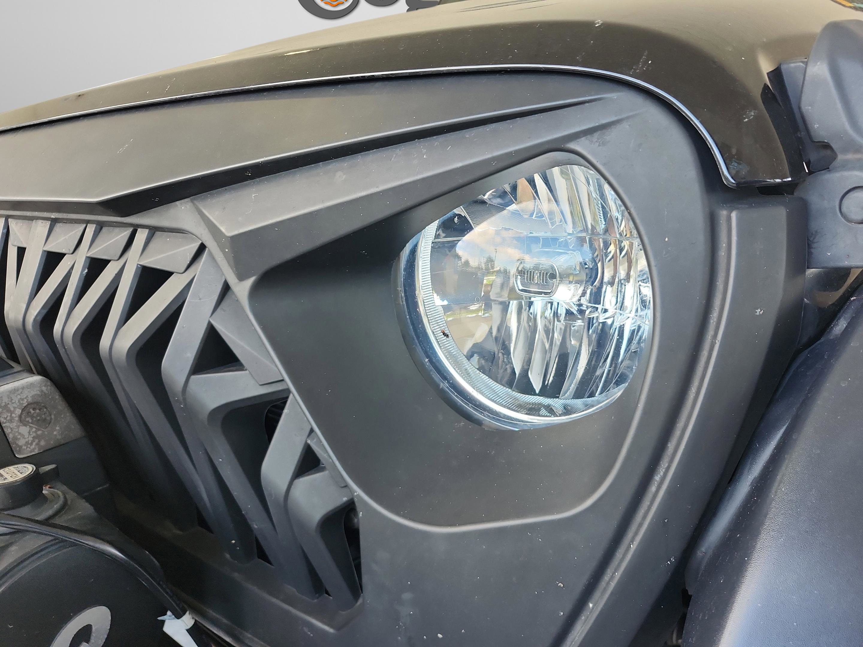 Used 2018 Jeep Wrangler Sport AWD/4WD image 30