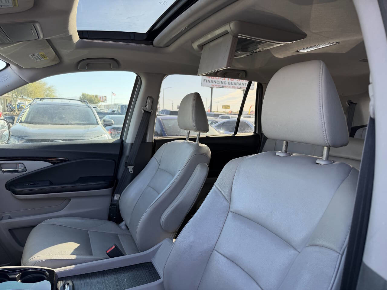 Used 2016 Honda Pilot Touring image 19