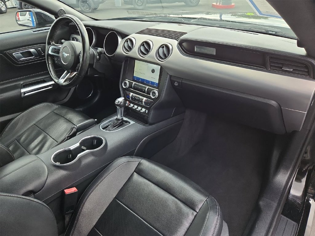 Used 2022 Ford Mustang Premium RWD image 19