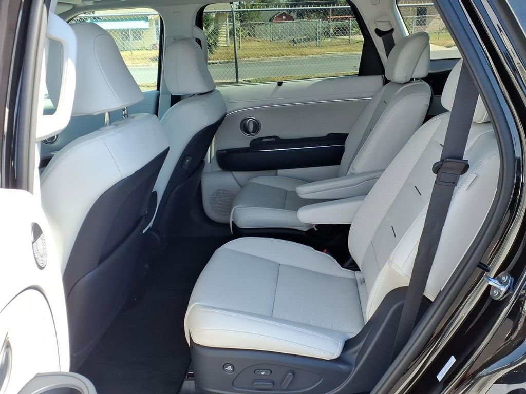 New 2026 Hyundai Palisade Calligraphy image 11