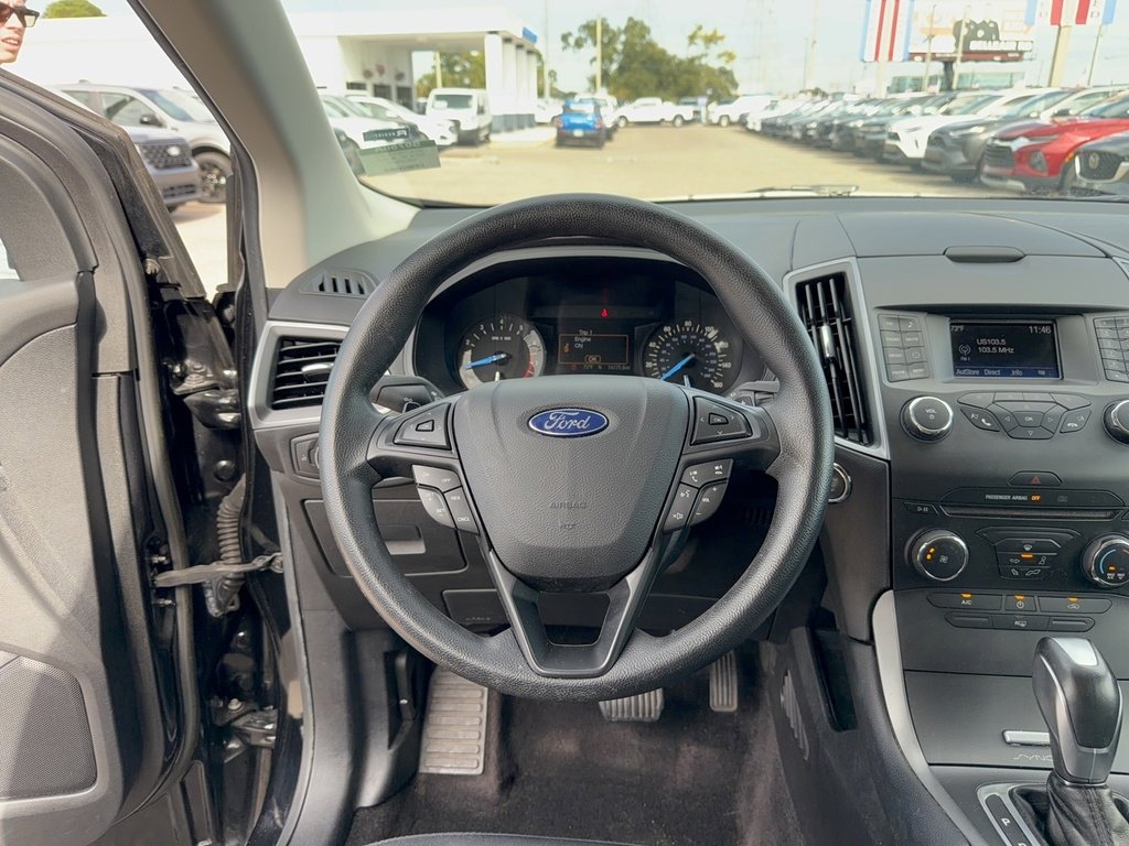 Used 2016 Ford Edge SE image 30