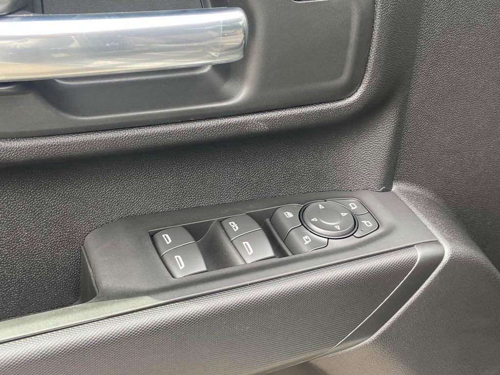 New 2025 Chevrolet Silverado 2500 Custom w/ Custom Value Package image 13