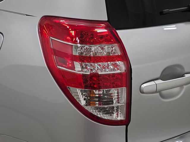 Used 2011 Toyota RAV4 2WD w/ Base L4 Extra Value Pkg image 29