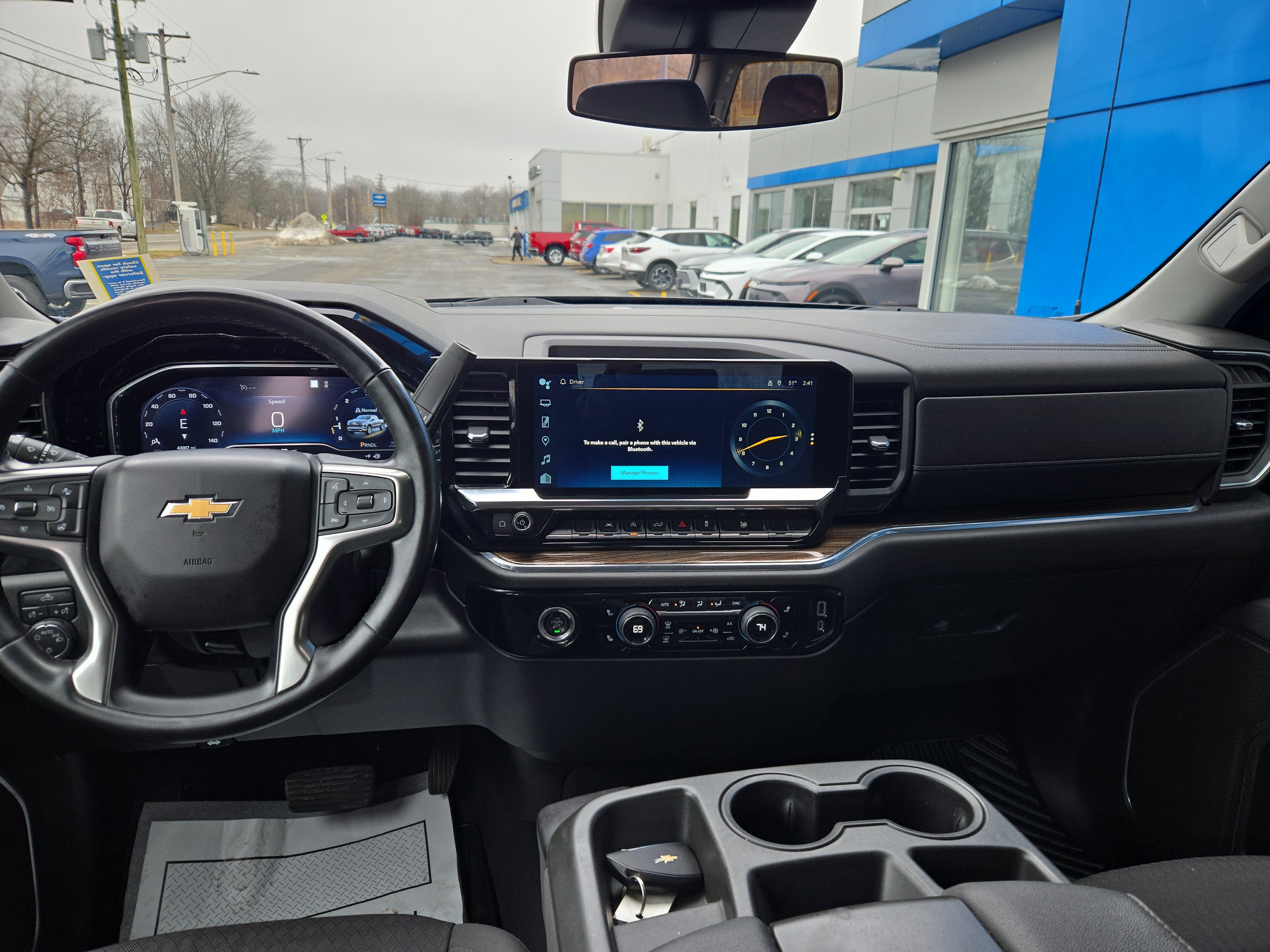 Certified 2023 Chevrolet Silverado 1500 LT AWD/4WD image 4