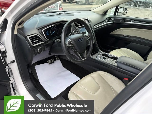 Used 2017 Ford Fusion Titanium FWD image 12