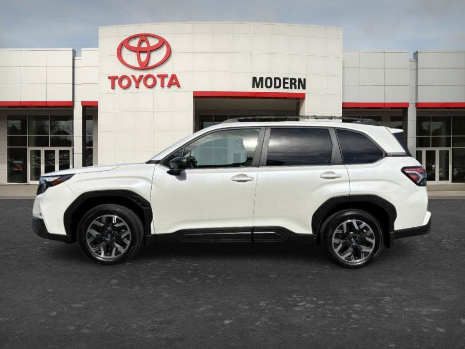 Used 2025 Subaru Forester Premium w/ Convenience Package #1 AWD/4WD image 2