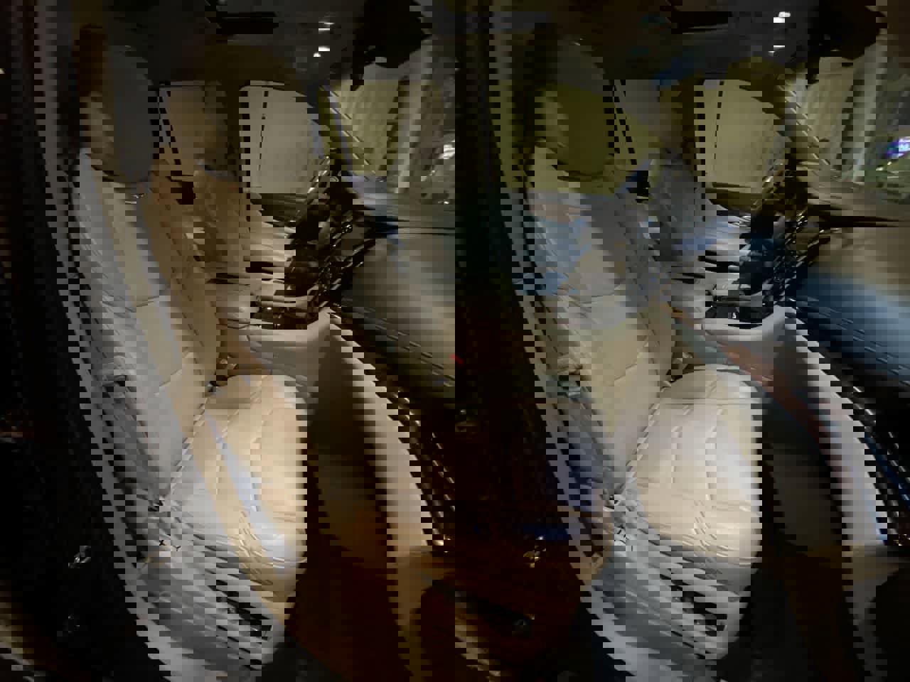 Used 2015 Cadillac Escalade Premium image 26