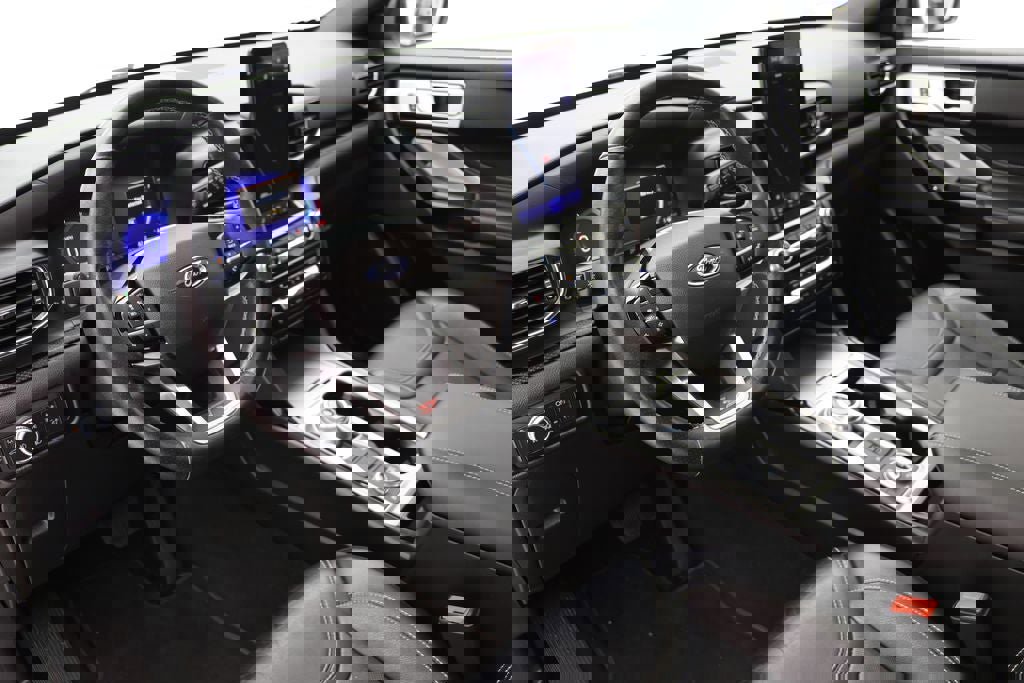 Used 2022 Ford Explorer ST w/ Equipment Group 401A image 15