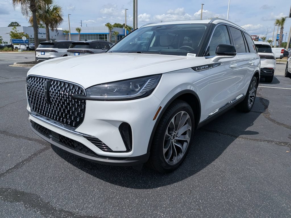 New 2026 Lincoln Aviator Reserve w/ Illumination Package RWD image 8