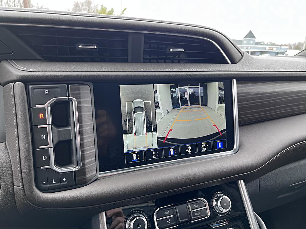 Used 2024 GMC Yukon Denali AWD/4WD image 21