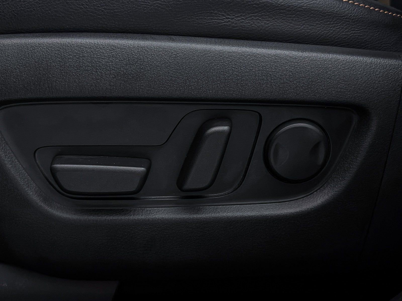 Used 2025 MAZDA CX-90 3.3 Turbo S w/ Premium Package image 23