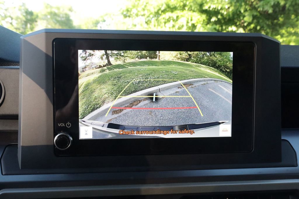 Used 2024 Toyota Tacoma SR5 RWD image 30