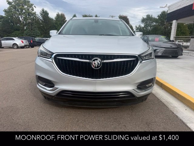 Used 2018 Buick Enclave Essence w/ Trailering Package AWD/4WD image 3