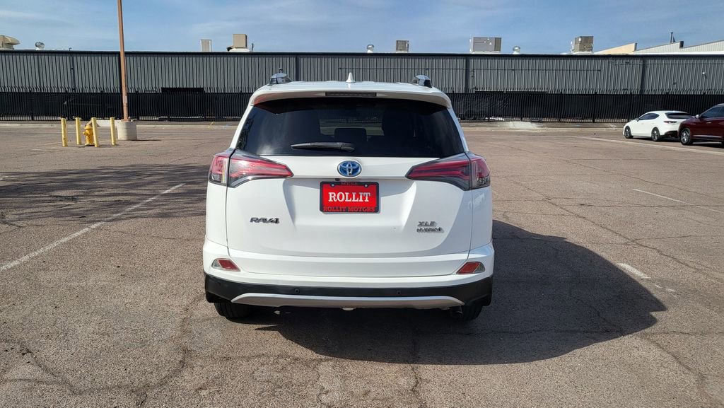 Used 2017 Toyota RAV4 XLE image 7