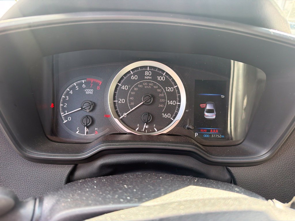 Used 2022 Toyota Corolla LE FWD image 4