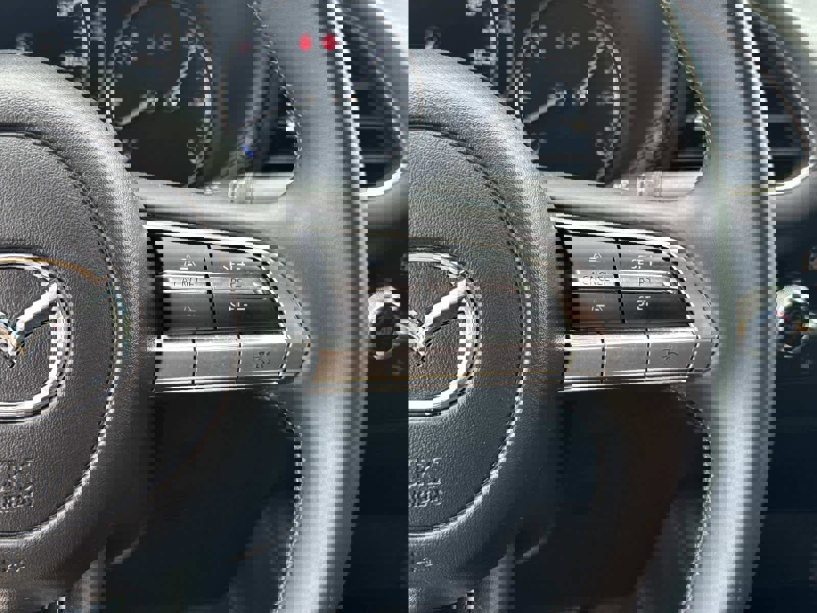 Used 2022 MAZDA MAZDA3 s image 31