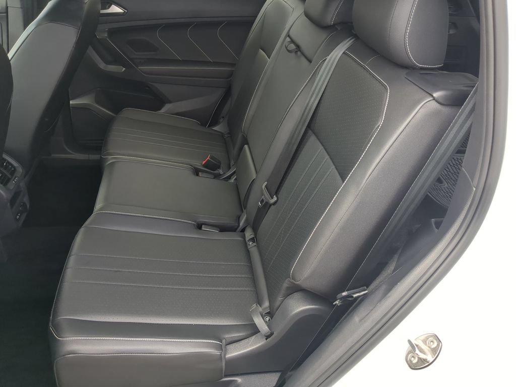 Certified 2023 Volkswagen Tiguan SE R-Line FWD image 16