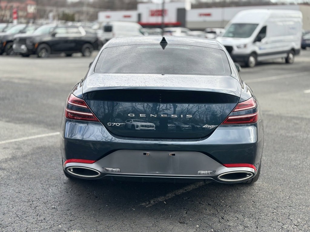 Used 2024 Genesis G70 2.5T image 5