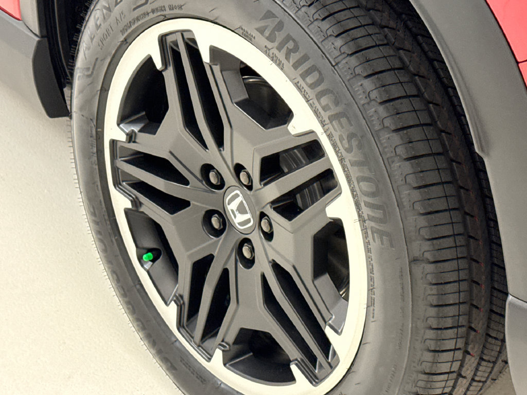 New 2026 Honda Pilot Touring image 10