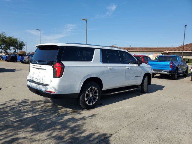 New 2026 Chevrolet Suburban LS w/ LPO, Dark Essentials Package image 7