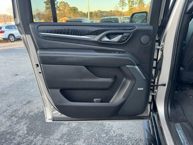 Used 2021 GMC Yukon XL Denali AWD/4WD image 14